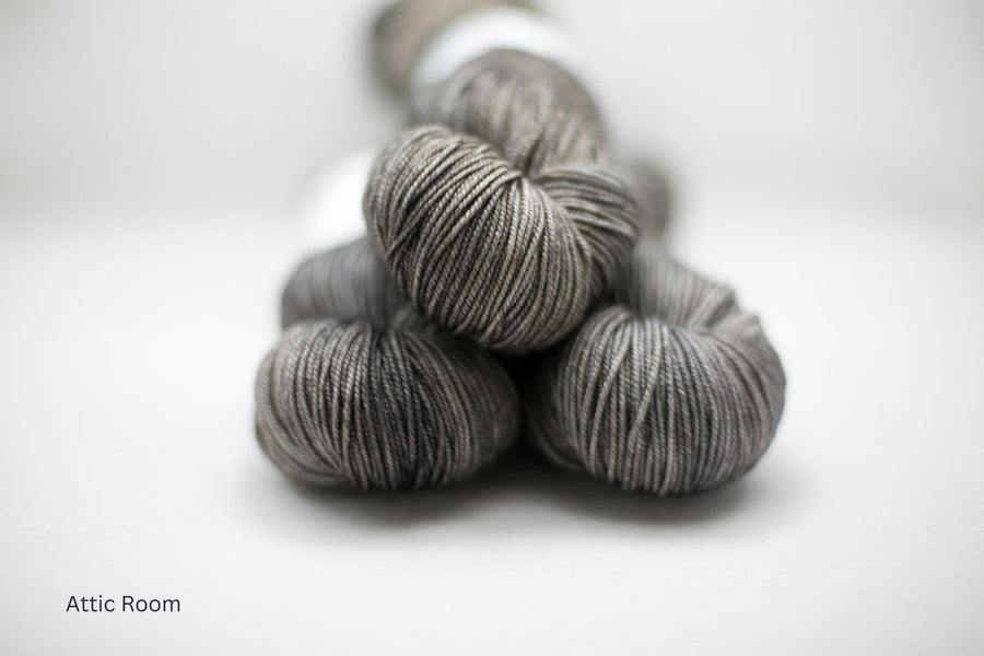 PRE-ORDER - Lush worsted / Neutrals