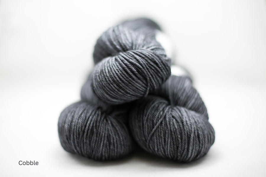 PRE-ORDER - Highland Worsted / Neutrals