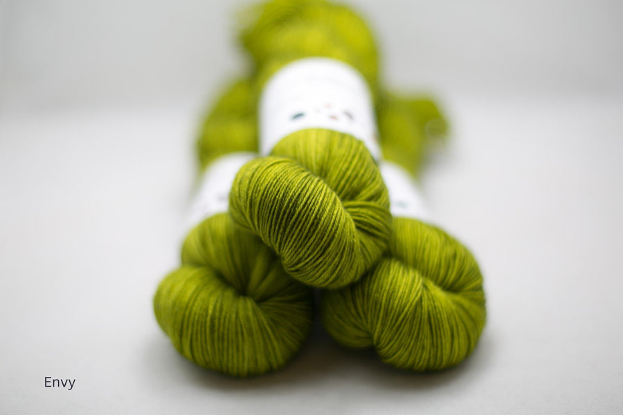 Merino Fingering (100g) / Colours