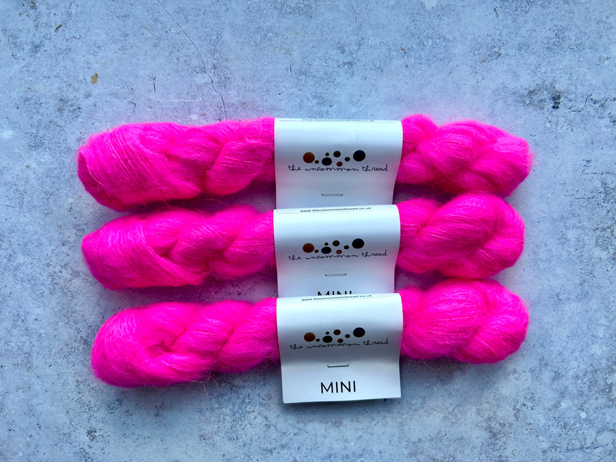 Suri Silk Lace Mini - High-Vis Pink