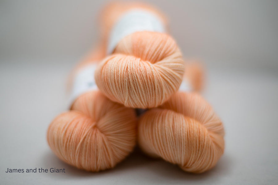 BFL Fingering (50g) / Colours