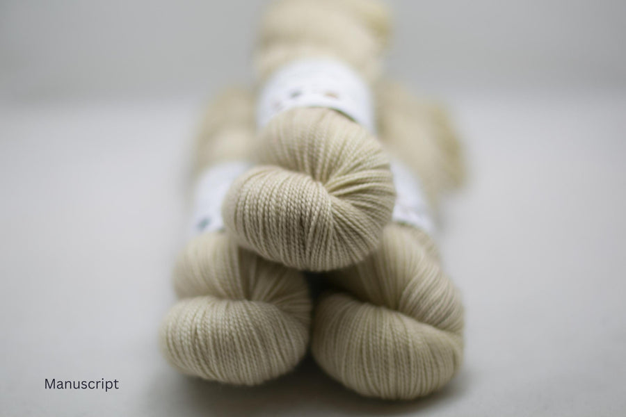 PRE-ORDER - Smooth Sock (full) / Neutrals