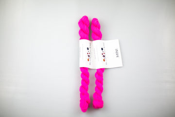 Uncommon Everyday Mini - Hi-Vis Pink(old base)