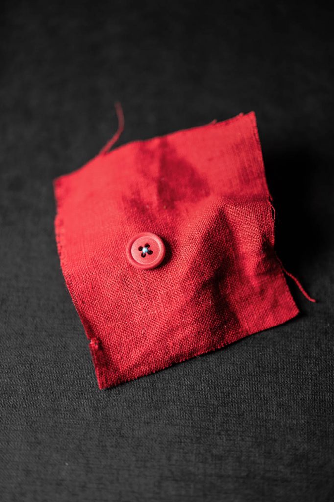 Cotton Button - Demon Scarlet 15mm